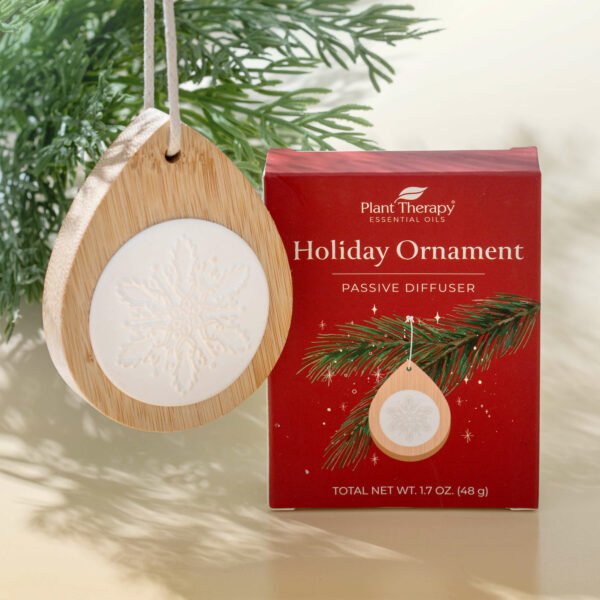 Holiday Ornament Diffuser Lifestyle 01